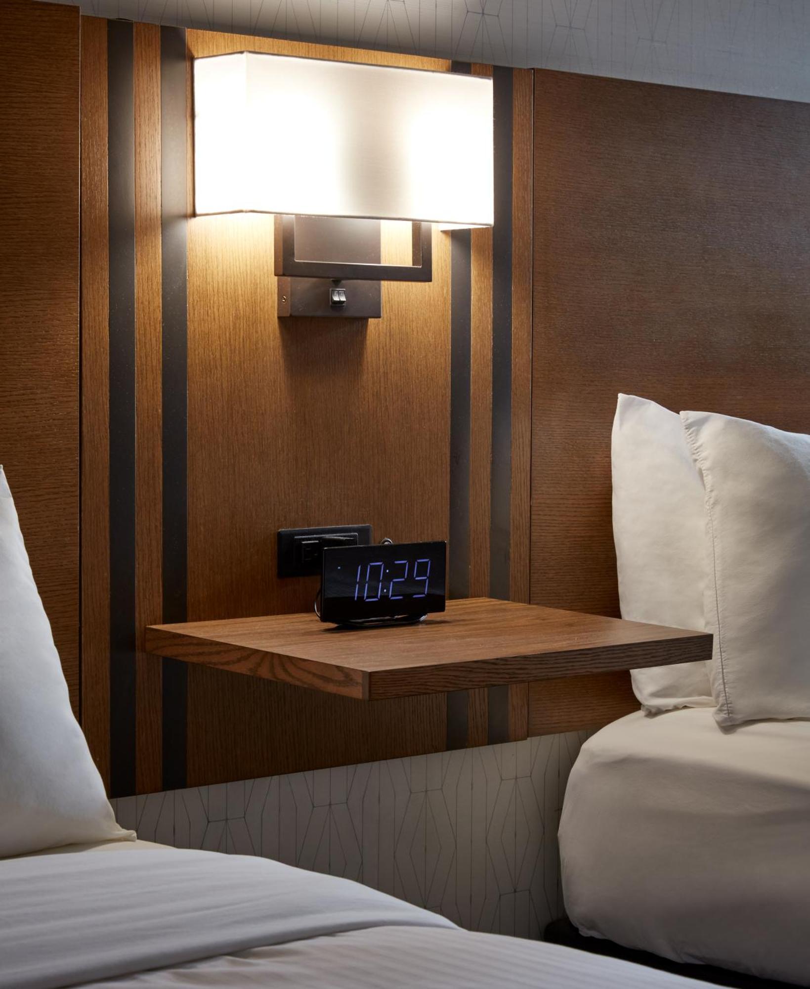 Canadas Best Value Inn Toronto Exteriör bild
