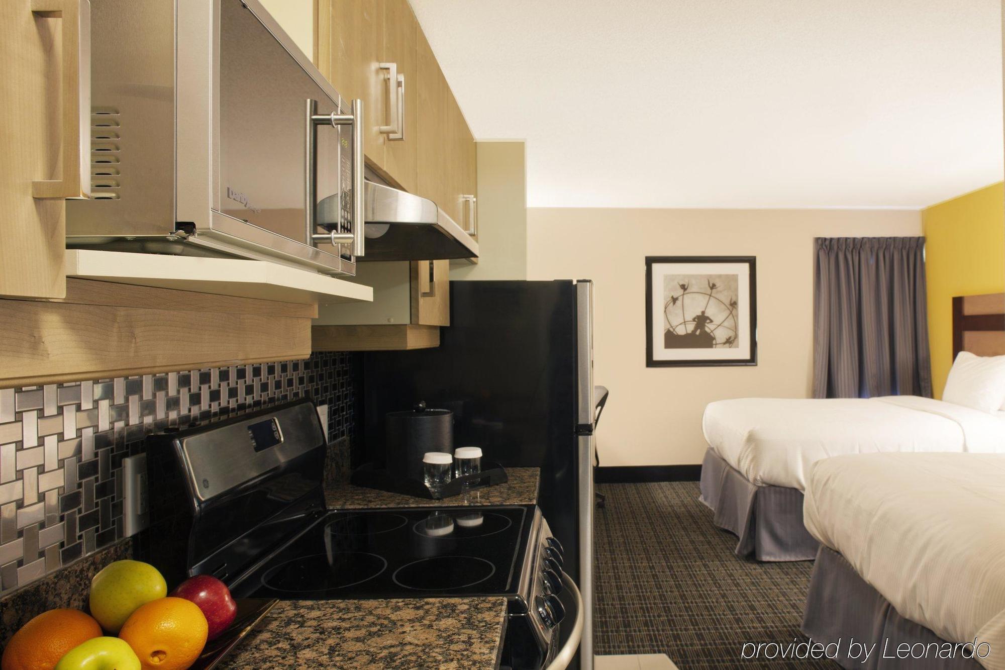 Canadas Best Value Inn Toronto Exteriör bild