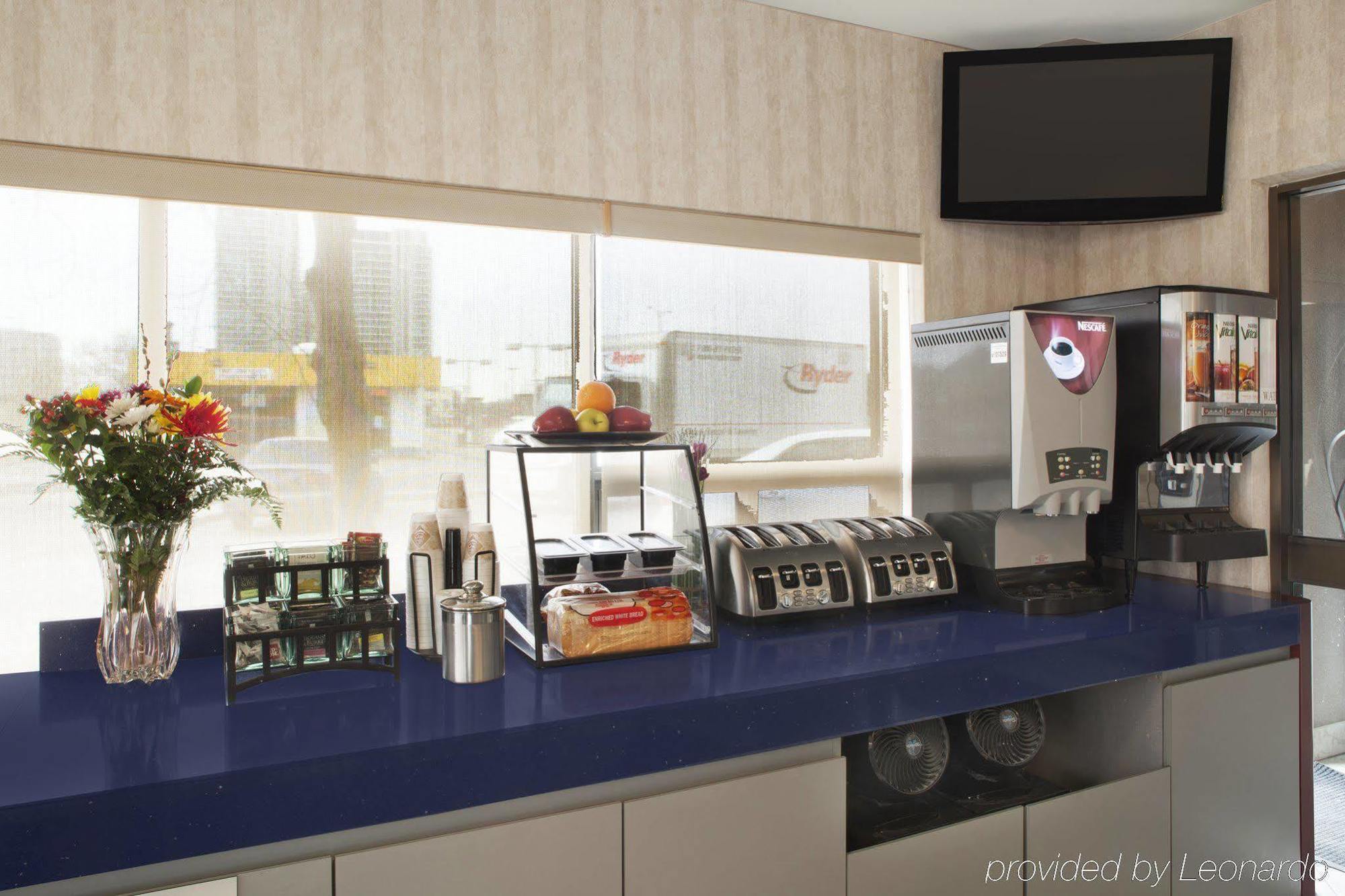 Canadas Best Value Inn Toronto Exteriör bild