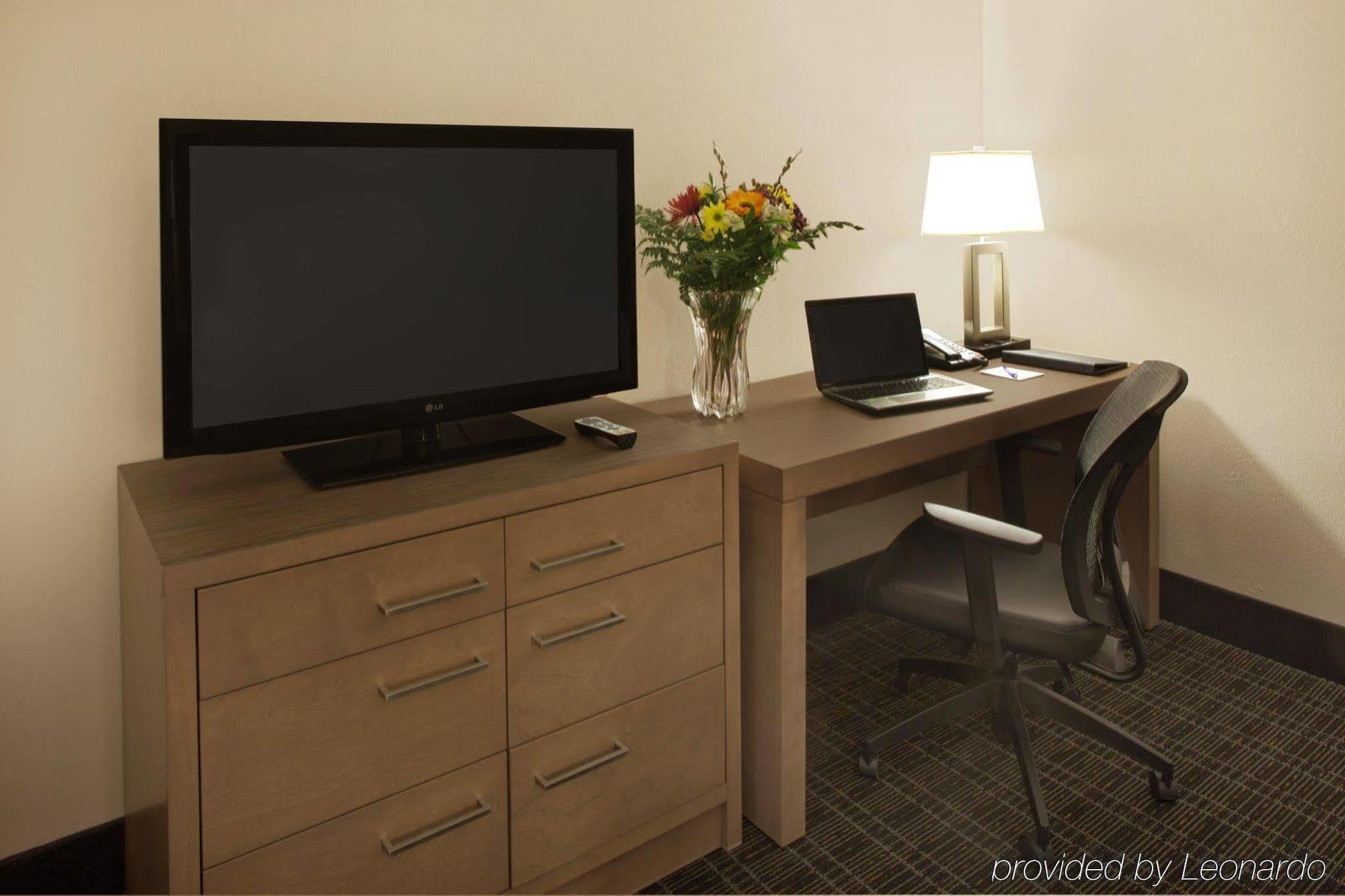 Canadas Best Value Inn Toronto Exteriör bild